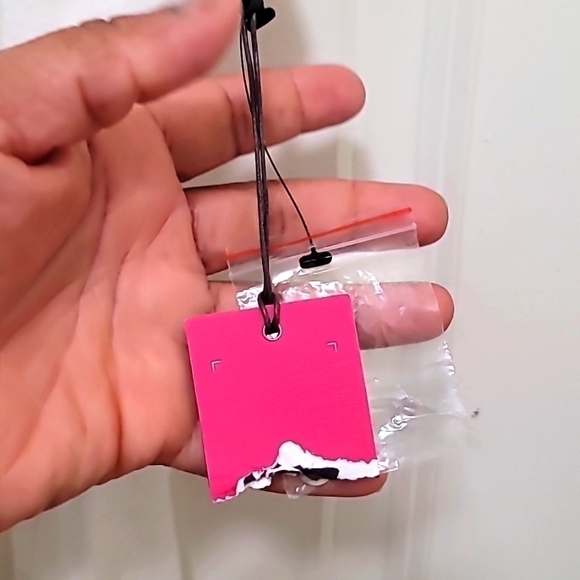 VINCE CAMUTO WOMEN'S PLUS SIZE SHIRT WITH BUTTON IN FRONT IVORY SIZ… - Picture 7 of 10